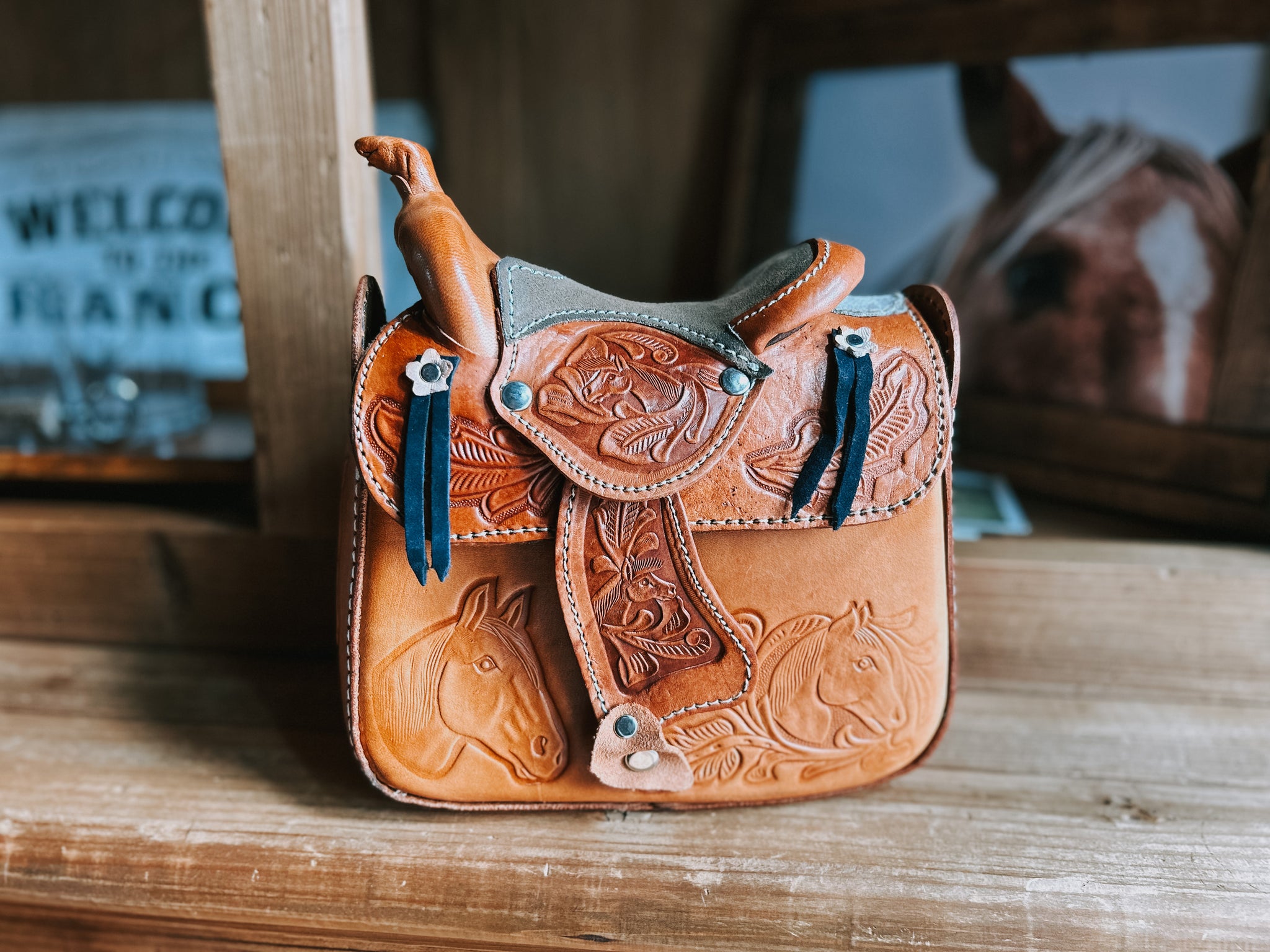 T-6 Marrón | Women brown leather western horse saddle purse - Corbeto's  Boots